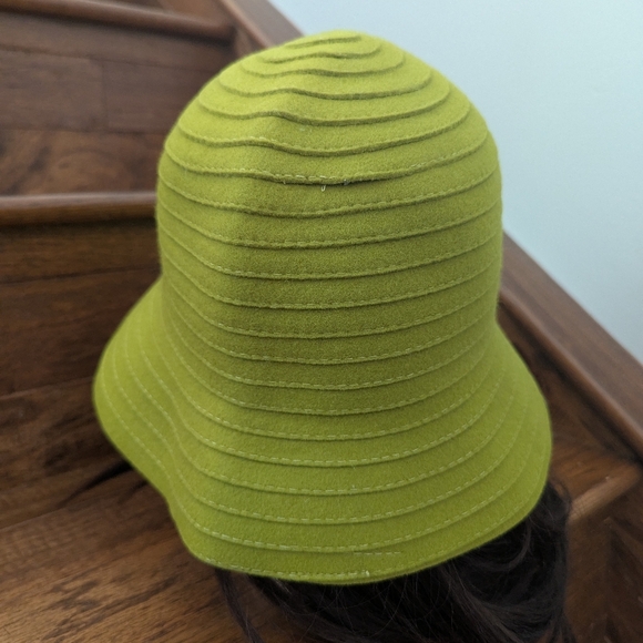 Y2K Club Monaco Bucket Hat 100% Wool, OS Lime Green - Picture 4 of 11
